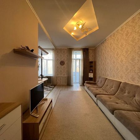 Apartment On Baseinaya Street 13 Kiev Esterno foto